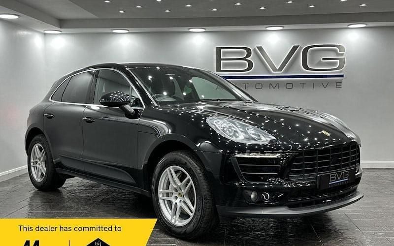 Used 2017 Porsche Macan S SUV | £19,994 (Fair price) - Image 1/2