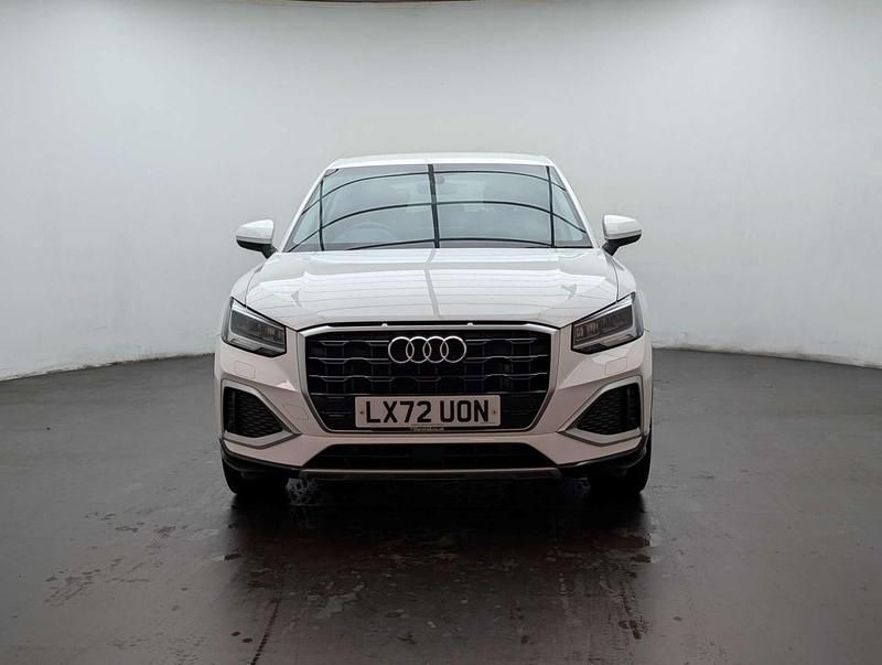 Begagnad Audi Q2 Sport 2022 Vit SUV