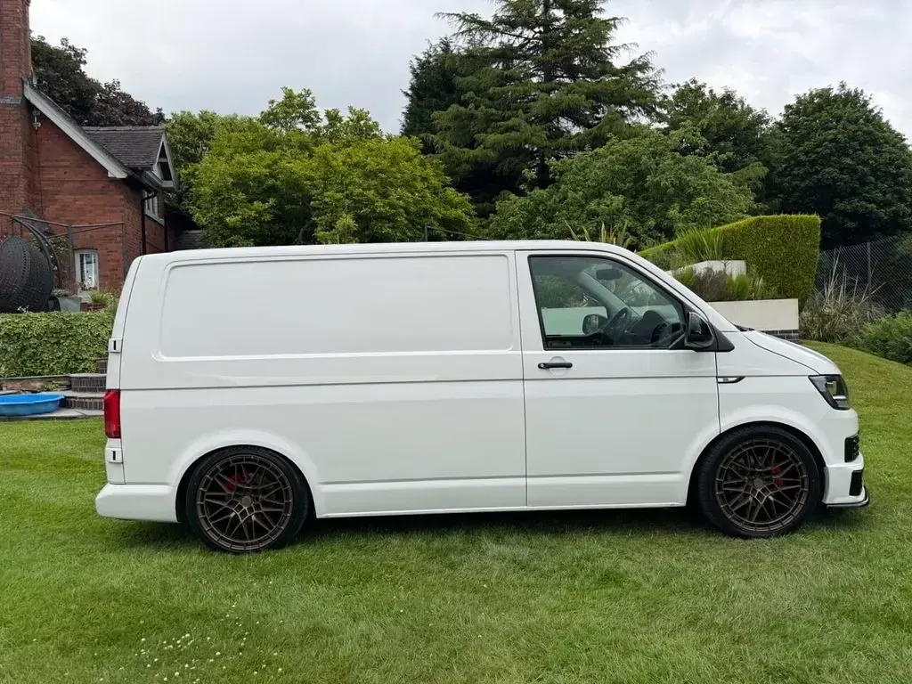 Used VW Transporter Startline 150 HP (110 kW) 2019 White Van