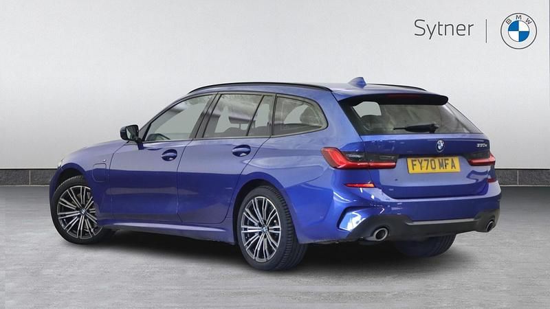 Used BMW 330e M Sport 288 HP (211 kW) 2020 Blue Estate