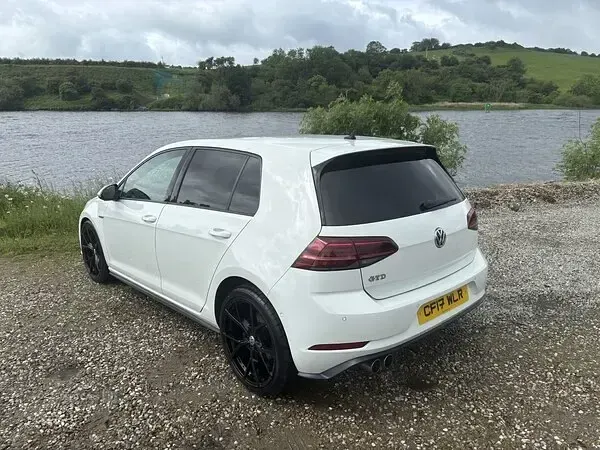 Used VW Golf VII GTD 184 HP (135 kW) 2017 White Hatchback