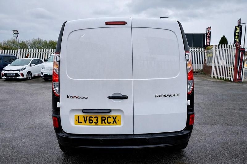 Used Renault Kangoo 2013 White MPV