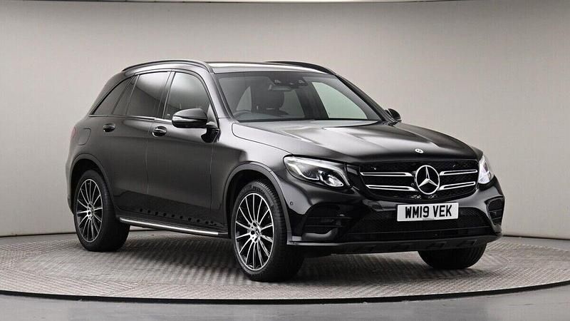 Obsidian black Used 2019 Mercedes GLC250 AMG SUV | £22,500 (Fair price) - Image 1/4