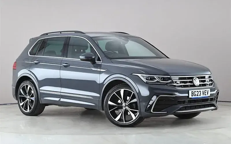 Second-hand VW Tiguan R-line 150 CP (110 kW) 2023 SUV