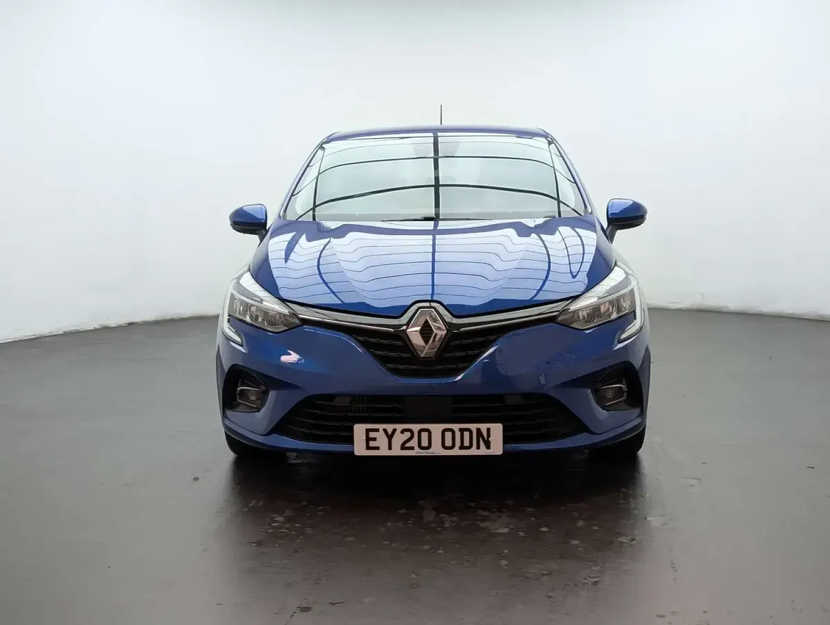 Used Renault Clio V Iconic 2020 Blue Hatchback