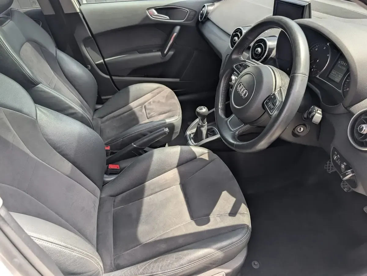Used Audi A1 Sport 116 HP (85 kW) 2016 White Hatchback