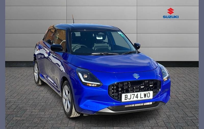 Used Suzuki Swift 82 HP (60 kW) 2024 Blue Hatchback