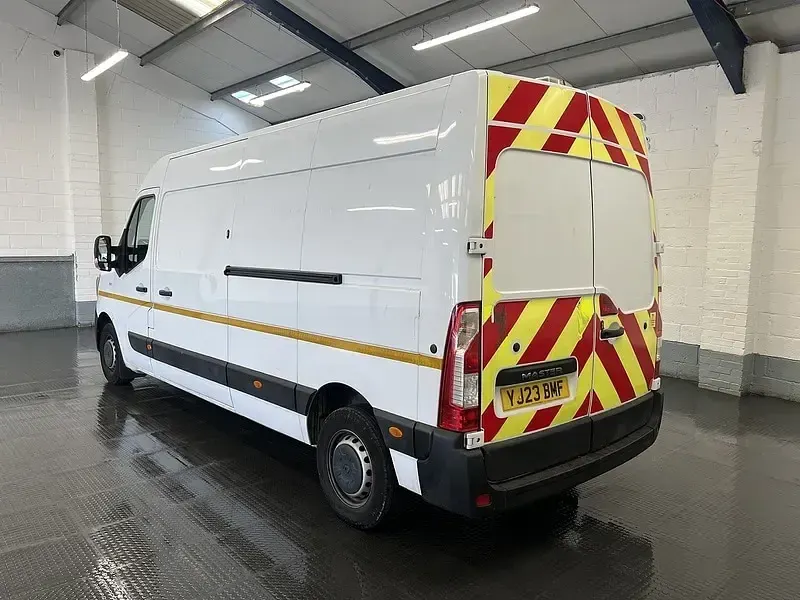 Used Renault Master 2023 White MPV