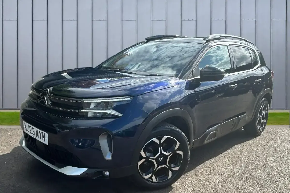 Usado Citroën C5 Aircross PureTech 128 HP (94 kW) 2023 Azul SUV