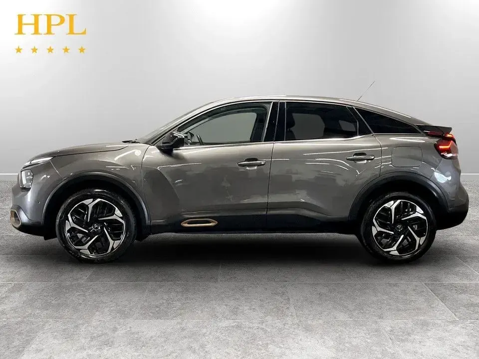 Käytetty Citroën C4 PureTech 130 HP (95 kW) 2022 Harmaa Viistoperä