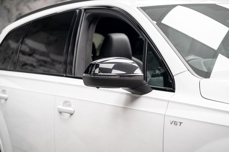 Used Audi SQ7 507 HP (372 kW) 2022 White SUV