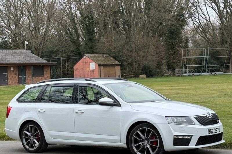 Used 2016 Skoda Octavia vRS Estate | £4,995 (Fair price) - Image 1/1