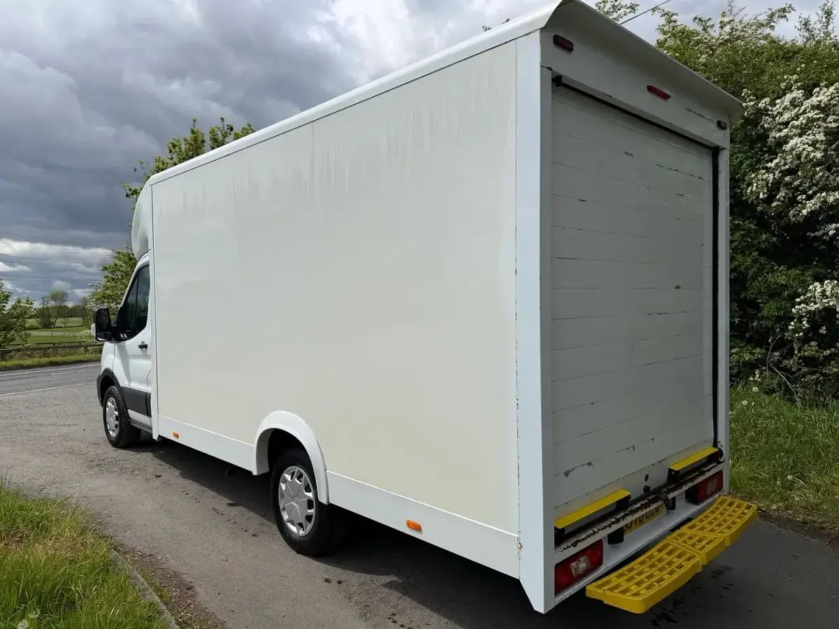 Used Ford Transit 130 HP (95 kW) 2020 White