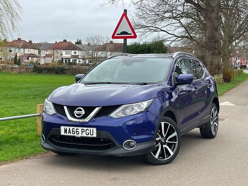 Used Nissan Qashqai Tekna 110 HP (80 kW) 2016 Blue SUV