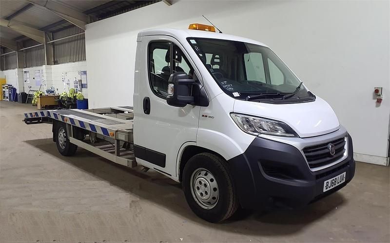 White Used 2019 Fiat Ducato Van | £10,000 (A bit pricey) - Image 1/2