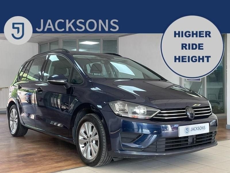 Blue Used 2016 VW Golf Sportsvan SE MPV | £7,400 (Fair price) - Image 1/3