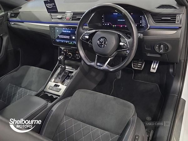 Used Skoda Superb SportlinePlus 150 HP (110 kW) 2023 White Hatchback