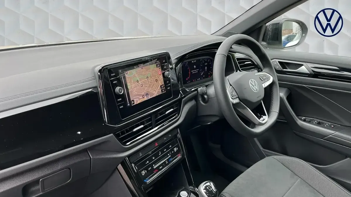 Used VW T-Roc Design 150 HP (110 kW) 2026 Grey SUV