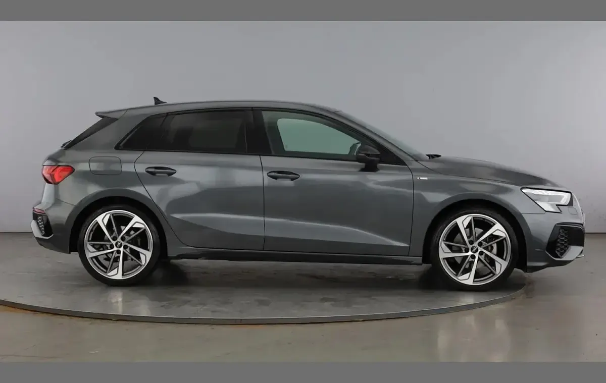 Used Audi A3 Comfort 150 HP (110 kW) 2023 Grey Sedan