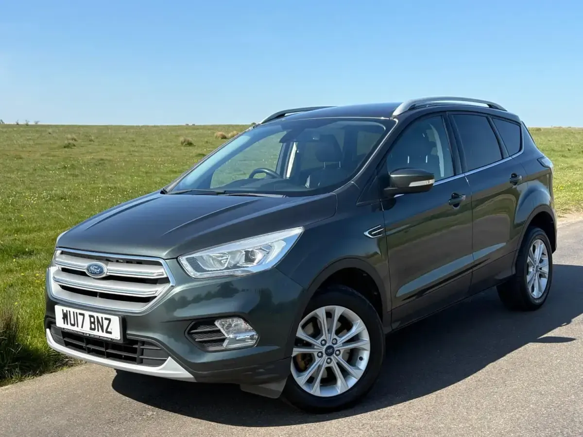 Używany Ford Kuga Titanium 120 KM (88 kW) 2017 Zielony SUV