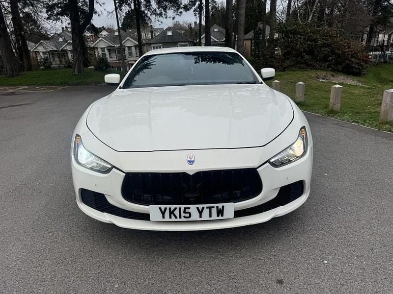 Used Maserati Ghibli 275 HP (202 kW) 2015 White Sedan