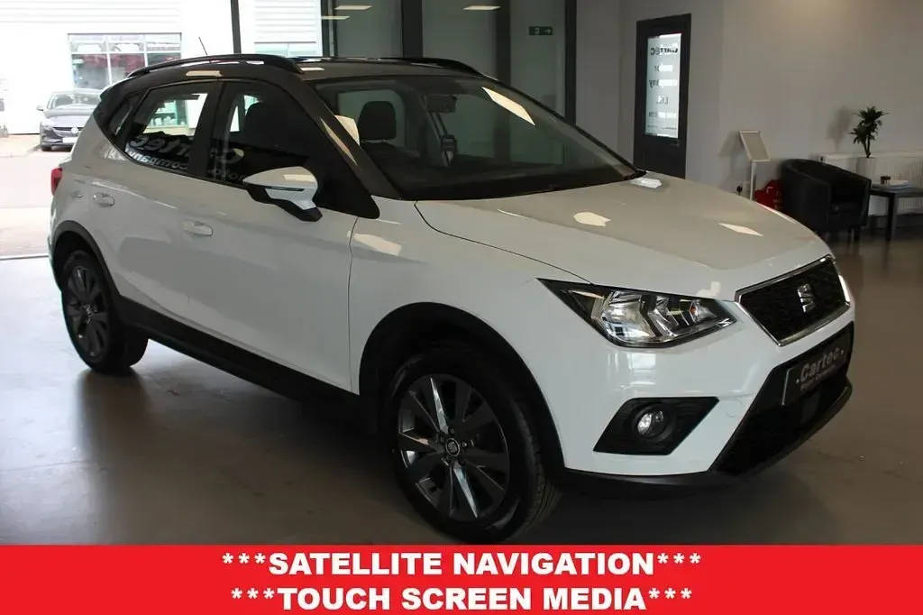 Used Seat Arona SE Technology 115 HP (84 kW) 2018 White SUV