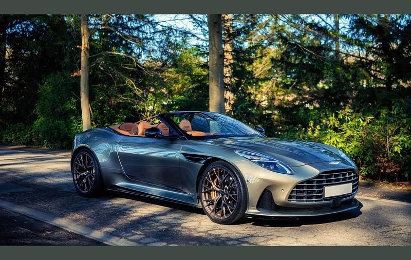 Used Aston Martin DB12 680 HP (500 kW) 2025 Green Cabriolet