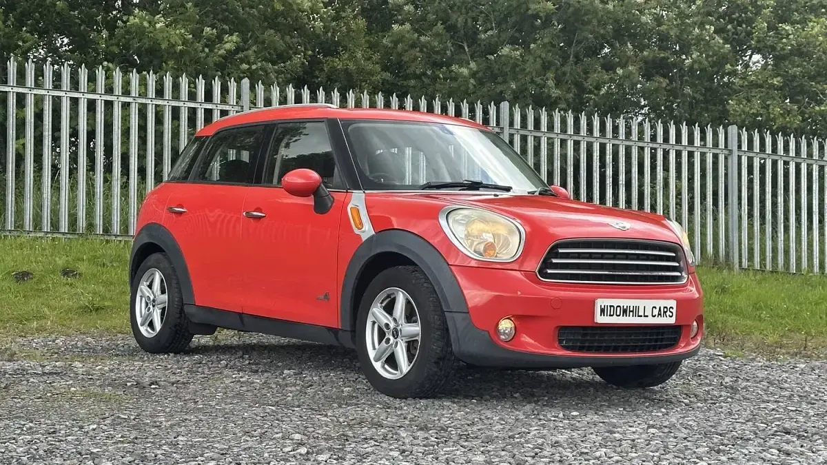 Used Mini Cooper D Countryman 112 HP (82 kW) 2011 Red SUV