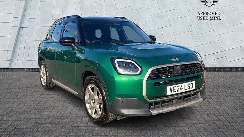 Green Used 2024 Mini Countryman Exclusive SUV | £29,475 (Fair price) - Image 1/4