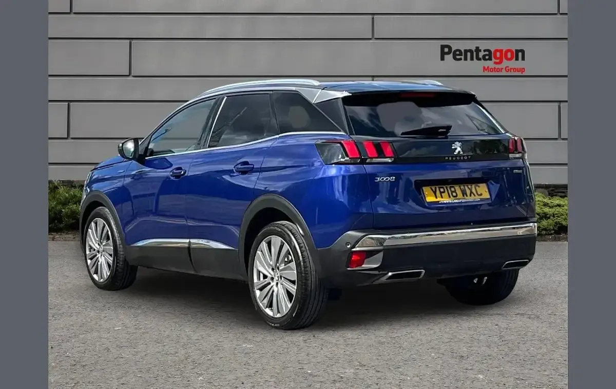 Gebraucht Peugeot 3008 Premium 162 PS (119 kW) 2018 Blau SUV