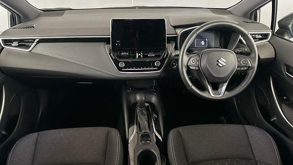 Used Suzuki Swace 140 HP (102 kW) 2025 Black Estate