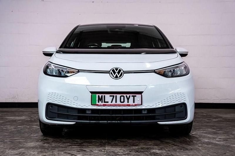 Used VW ID.3 Pro Performance 150 kW (204 HP) 2021 White Hatchback
