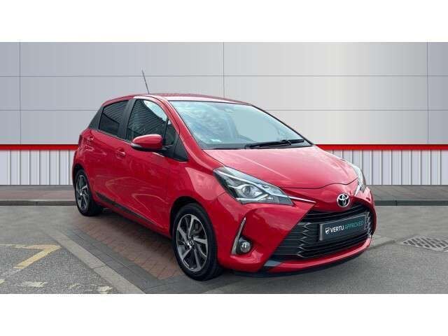 Red Used 2020 Toyota Yaris Hatchback | £11,284 (Fair price) - Image 1/4