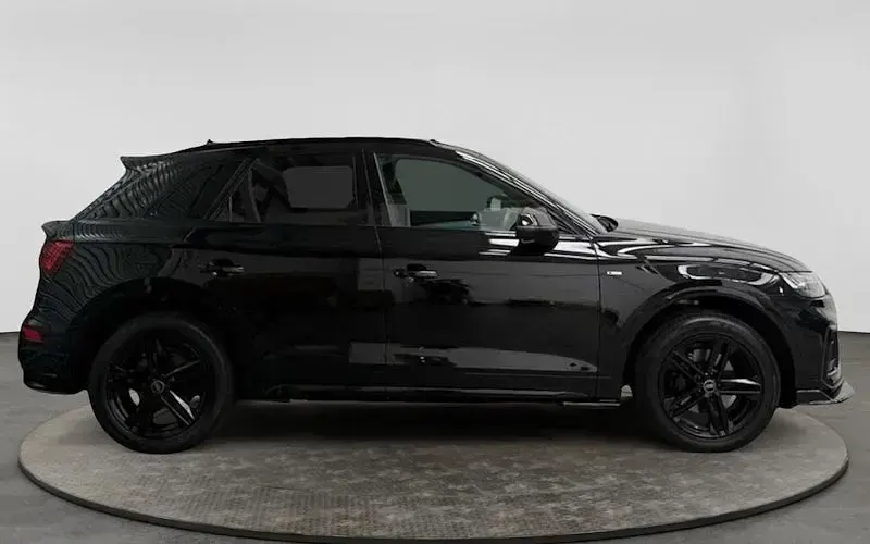 Used Audi Q5 S-Line 204 HP (150 kW) 2023 Black SUV