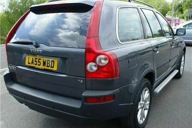 Usado Volvo XC90 SE 272 HP (200 kW) 2006 SUV
