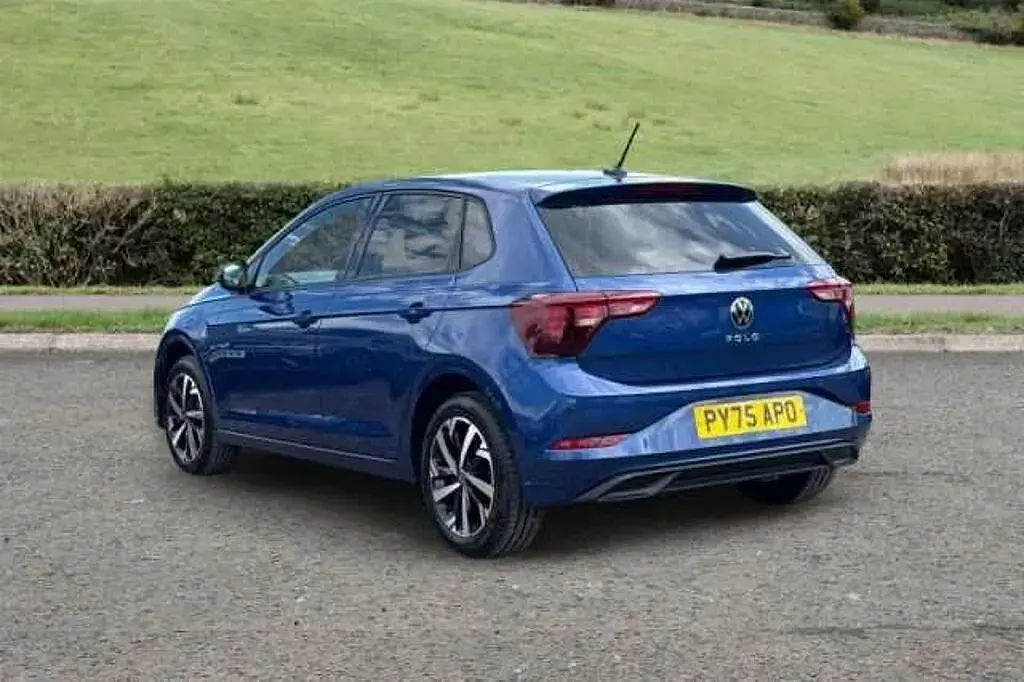 Used VW Polo Match 95 HP (69 kW) 2025 Blue Hatchback