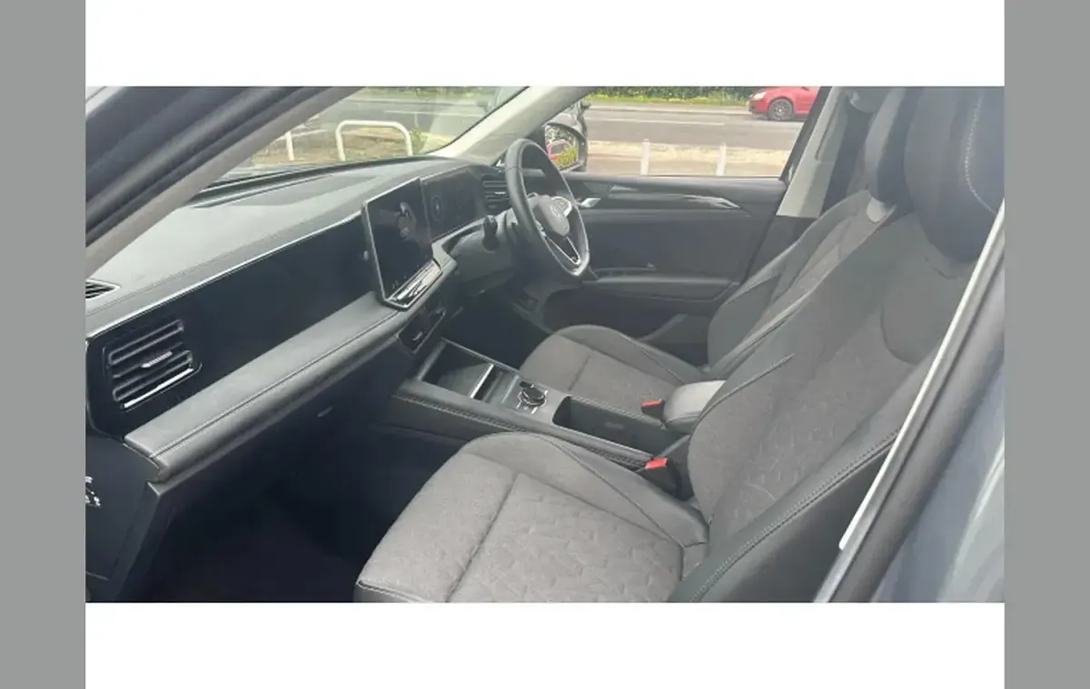 Used VW Tiguan Match 150 HP (110 kW) 2024 Grey SUV