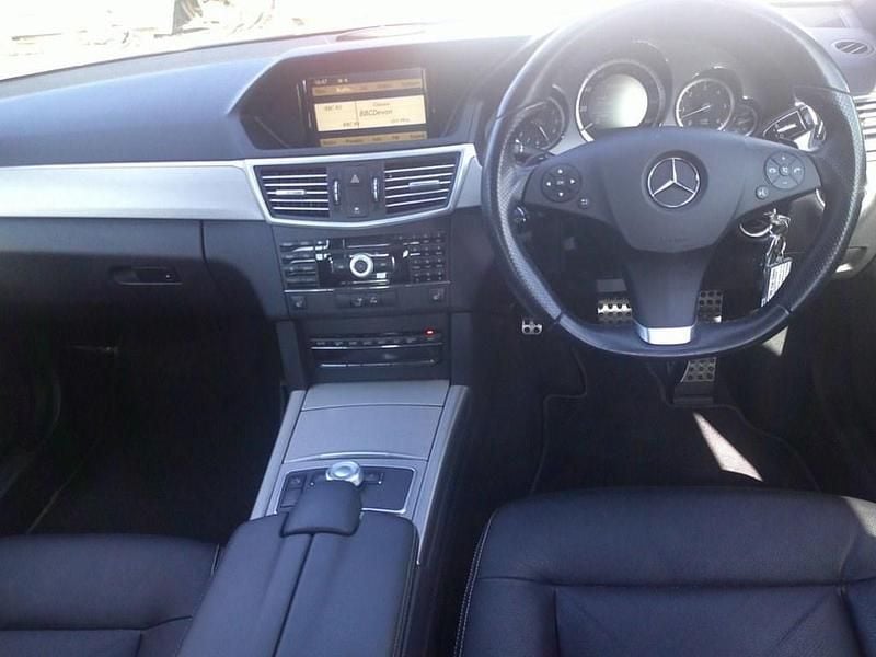 Used Mercedes E350 2010 Silver Sedan