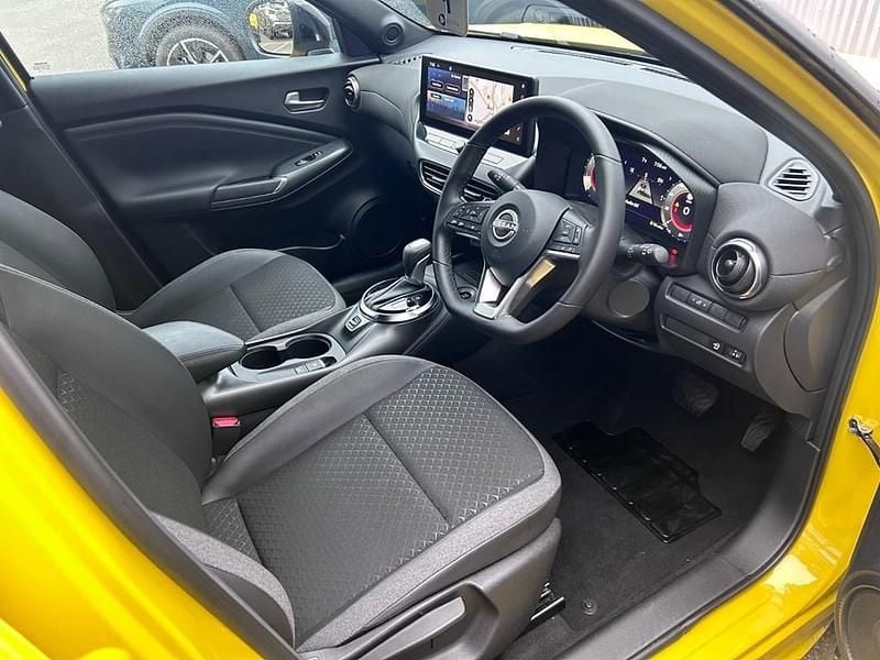 Used Nissan Juke N-Connecta 2025 Iconic yellow SUV