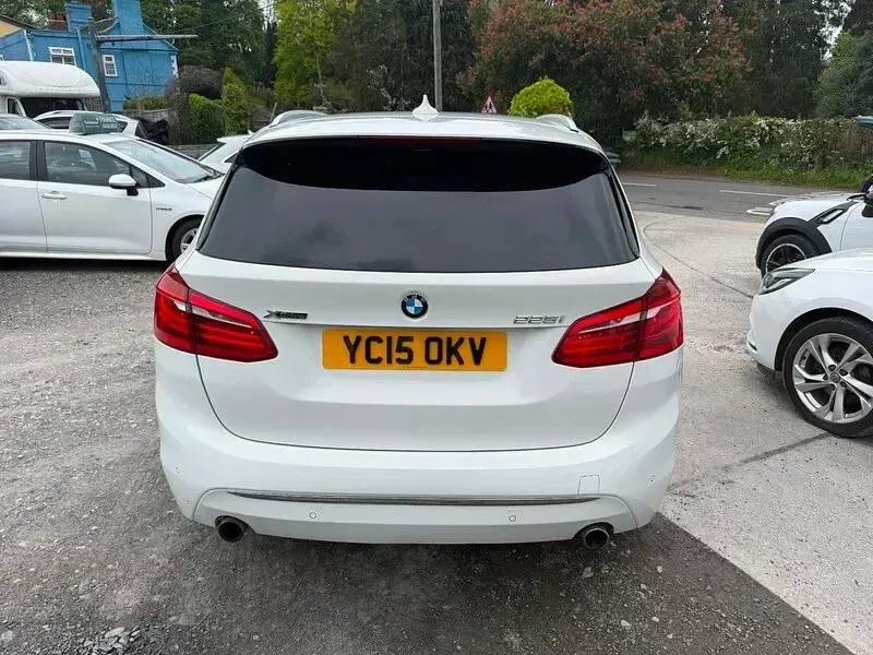 Used BMW 225 Active Tourer Luxury Line 2015 White MPV