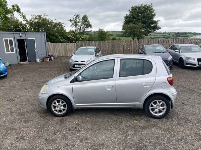 Image 2/4