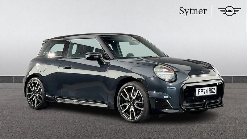 Grey Used 2024 Mini Cooper Hatch Hatchback | £27,000 - Image 1/4