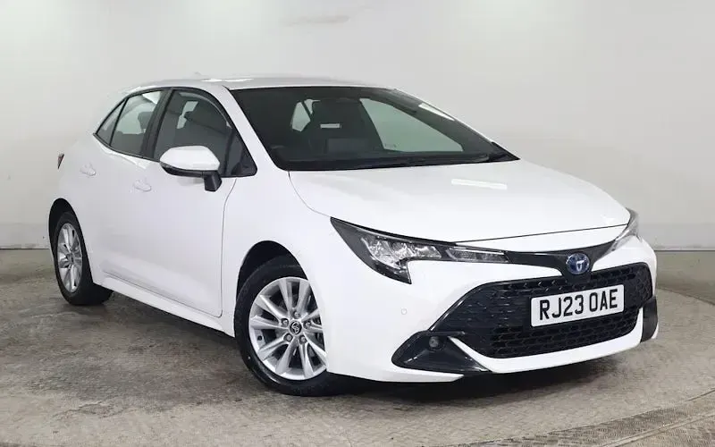 Used Toyota Corolla 140 HP (102 kW) 2023 Hatchback