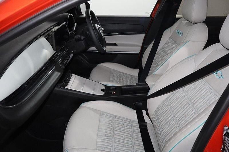 Used Fiat 600 La Prima 136 HP (100 kW) 2024 Orange Hatchback