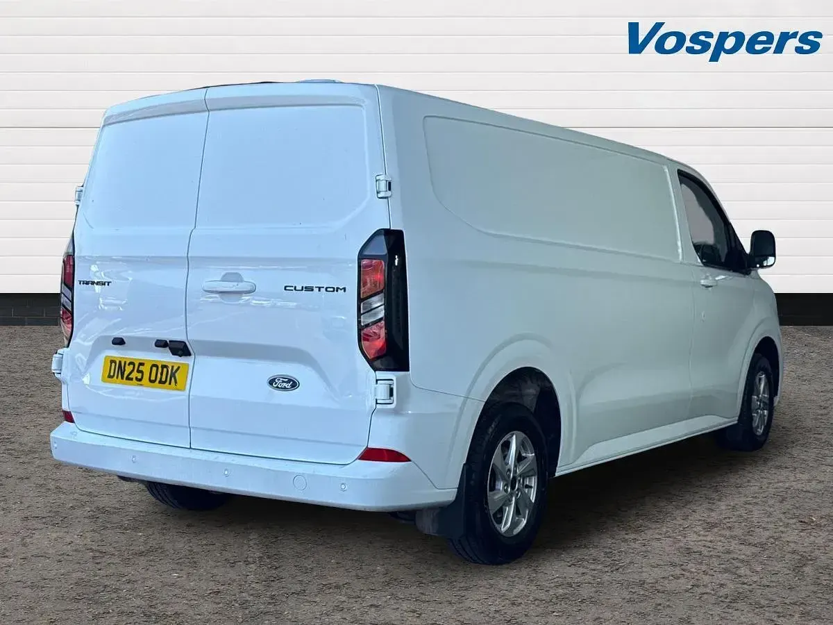 Used Ford Transit Custom Limited 136 HP (100 kW) 2025 White Van