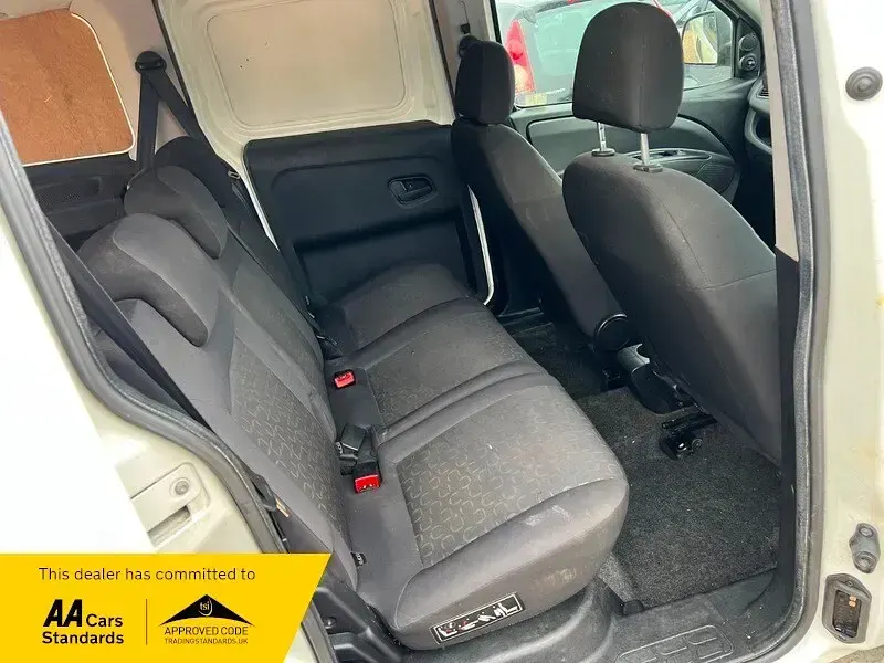 Used Fiat Doblò Active 2013 White MPV