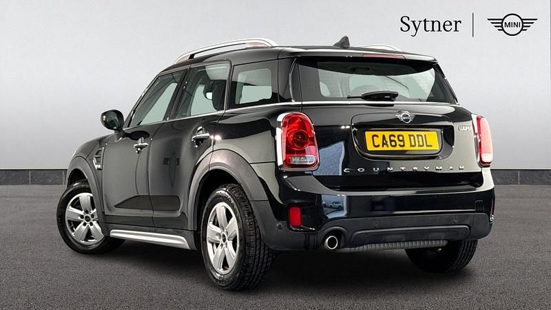 Used Mini Cooper Countryman Classic 134 HP (98 kW) 2019 Black SUV