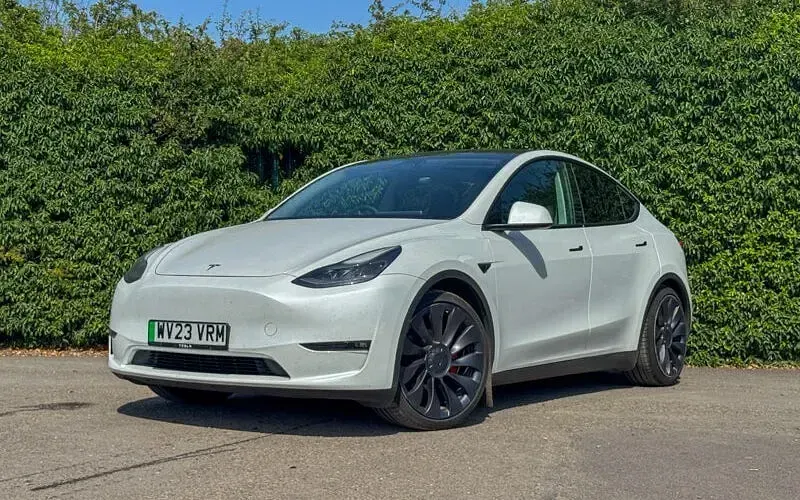 Used Tesla Model Y Performance 317 kW (432 HP) 2023 White SUV
