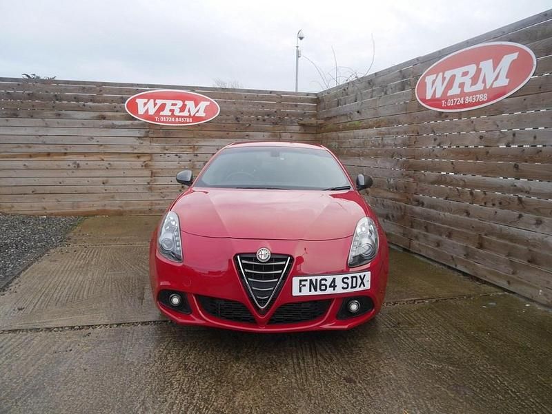 Used Alfa Romeo Giulietta Quadrifoglio Verde 150 HP (110 kW) 2014 Red Hatchback