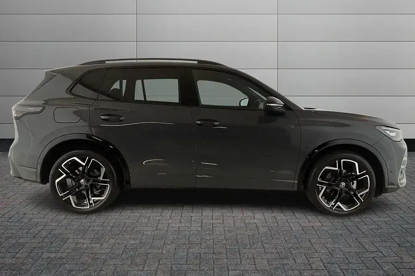 New VW Tiguan R-line 150 HP (110 kW) 2026 Dolphin grey SUV